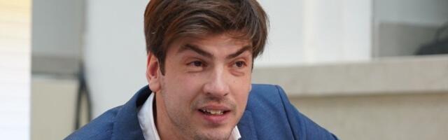 "Moja sestra nije osoba sa posebnim potrebama": Naš glumac rano izgubio oca, pa preuzeo brigu o njoj