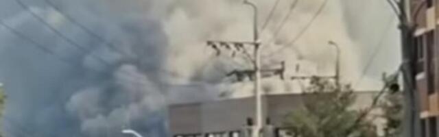 UŽASAN POŽAR U FABRICI DELOVA ZA AUTOMOBILE U JUŽNOJ KOREJI: Više od 50 povređenih (VIDEO)