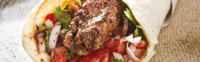 Preseo mu kebab: Turisti na Kopakabani papreno naplatili obrok 1.500 funti