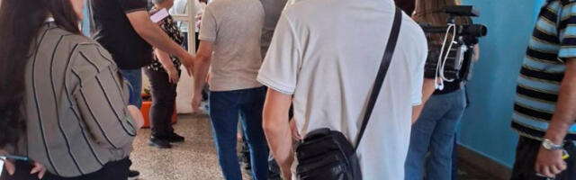 Председник ЦИК-а у Приштини: Прелиминарни резултати избора око 22 часа