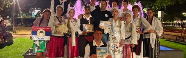VARVARINCI USPEŠNO PREDSTAVILI SRPSKI FOLKLOR I TRADICIJU: Veliki uspeh KUD-a "Dejan Miletić" iz Bačine u Bugarskoj