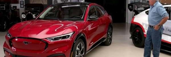 Evo šta Džej Leno misli o Ford Mach E modelu