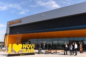 Отварање фабрике "Континентала" у Новом Саду