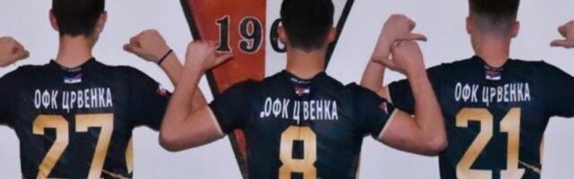 CRVENO-BELI MANEKENI: Promocija novih dresova je održana u klupskom restoranu - navijači će imati priliku da vide sortsku opremu već na narednoj utakmici! (FOTO GALERIJA)