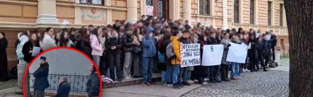 "Vrati se u Ćacilend": Učenici poslali brutalnu poruku direktoru Jovine gimnazije (FOTO)