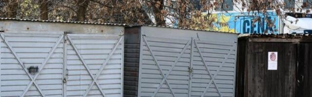 POČELO USPOSTAVLjANjE KOMUNALNOG REDA U SUBOTICI: Parking umesto montažnih garaža
