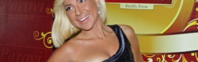 "BILA JE ŠVALERKA, OŽENJENI JOJ POMAŽE U KARIJERI" Bivša drugarica tvrdi da Jovana Jeremić ima MRAČNU PROŠLOSTI