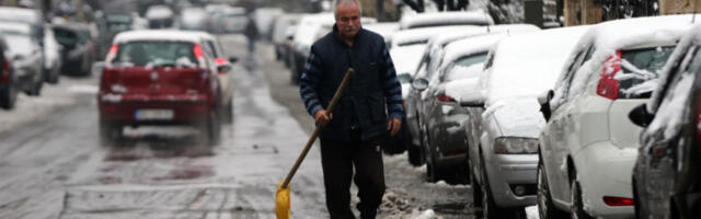 ​Путеви проходни, на пут не кретати без зимске опреме