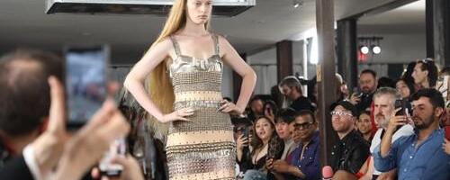 Transrodna ćerka Ilona Maska je novo lice Rijaninog brenda: Promenila pol, odrekla se oca i preti da postane ozbiljna zvezda