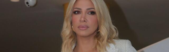 Milica Todorović na poslednjim kontrolama pred porođaj: Namejana stigla na kliniku, evo ko je bio s njom