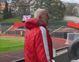 OVO JE LAV, UŽIČKA LEGENDA! Decenije prolaze, generacije se smenjuju, ali on ostaje! Prodaje grickalice i čuvene zanimacije, ali mnogo češće ih poklanja (VIDEO)