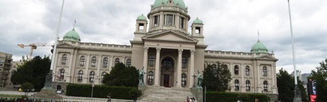 Poslanici u Skupštini Srbije danas o nepoverenju Vladi