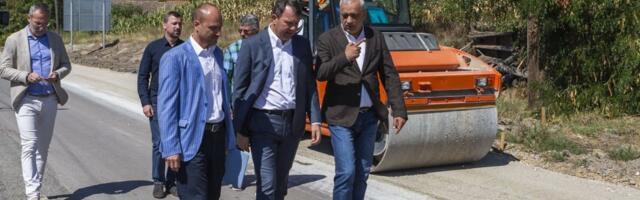 Subotica: Gradonačelnik Stevan Bakić i predsednik Pokrajinske vlade Igor Mirović obišli radove na Kanjiškom putu i Dom „Kolevka“