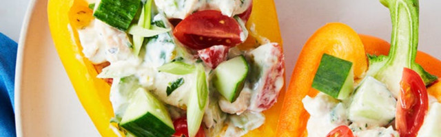 Punjena paprika sa piletinom, povrćem i grčkim jogurtom