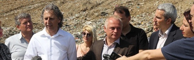 Privatnim firmama 70 miliona da obavljaju Vesićev posao