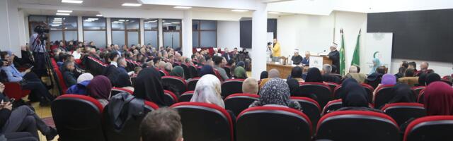 Tribina NA BOŽIJEM PUTU – Vjernici su jedni uz druge kada je najteže