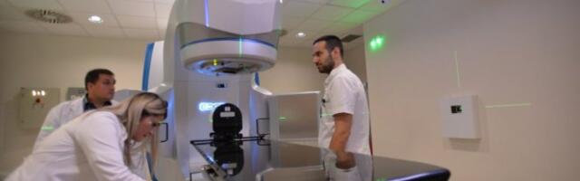 SJAJNA VEST ZA ONKOLOŠKE PACIJENTE, Institut za onkologiju u Sremskoj Kamenici dobio IKS-NOŽ! SAMO U VOJVODINI VIŠE OD 10.000 LJUDI OBOLI OD RAKA SVAKE GODINE!