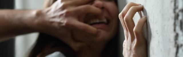 DOVEO ŽENU IZ NEPALA DA MU RADI U HOTELU, A ONDA ZA NJU POČINJE PAKAO: Zarobio je u stanu, tukao i SILOVAO SKORO SVAKI DAN