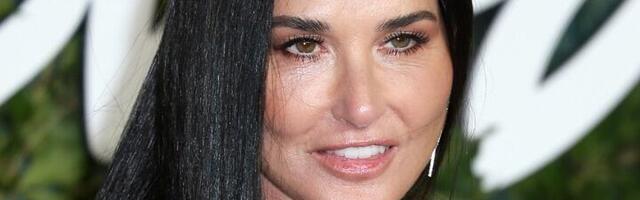 Drastična PROMENA IMIDŽA Demi Mur: Slavna glumica ima frizuru koja SKIDA GODINE s lica