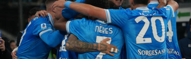 VEZUV PROGUTAO JUVE Napoli slavio u derbiju Serije A