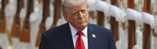 Трамп окривио Бајдена за Сијеве оцене о слабљењу Америке