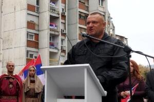 Председник Вучић уручио одликовања суспендованим полицајцима са КиМ - Ђурићу и Филиповићу