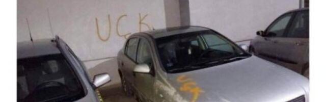 KURTI PUSTIO KEROVE SA LANCA, ZASTRAŠUJE SRBE I PRIZIVA ZLO! Novi grafiti u Mitrovici!