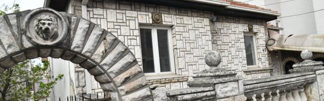 (VIDEO) RUŠI SE KUĆA NAŠE LEGENDARNE PEVAČICE: U njoj se desilo ubistvo, kažu da je ukleta