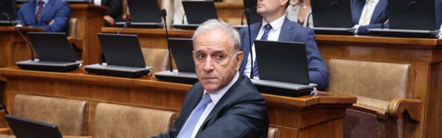 Kako Ponoš vidi raspravu o poverenju Macutu i ministrima?