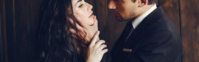 OVO SU ČETIRI NAJVATRENIJA ZNAKA: Veoma su strastveni i sa njima je vođenje ljubavi prava avantura