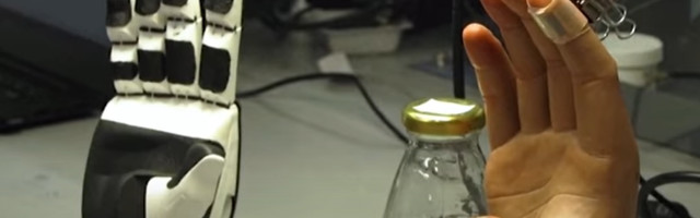 Singapurski naučnici stvorili “elektronsku kožu” koja oseća dodir