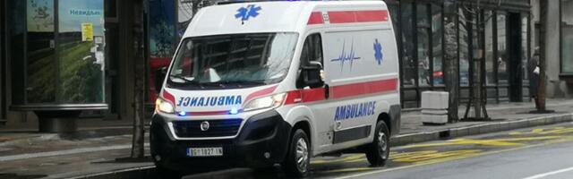 Sudar automobila i tramvaja kod Sajma