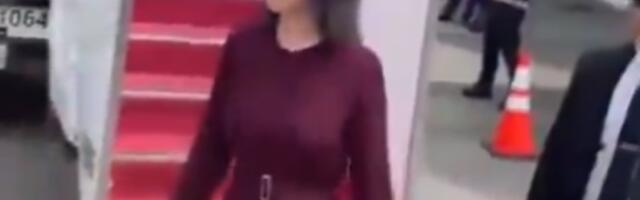 ANALENA U ZEMLJI ČUDA: Kinezi brutalno ponizili nemačku ministarku, nije znala šta ju je snašlo (VIDEO)