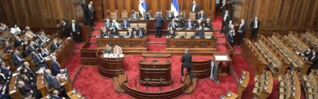 POSLANICI SKUPŠTINE ZAVRŠILI RASPRAVU: Glasanje sutra u 10.00 časova