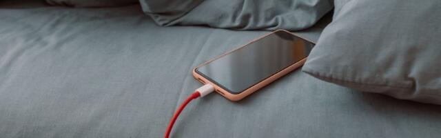 Uređaj koji ostavljate u zidu VAMPIRSKI troši STRUJU! Evo šta se dešava kada spavate