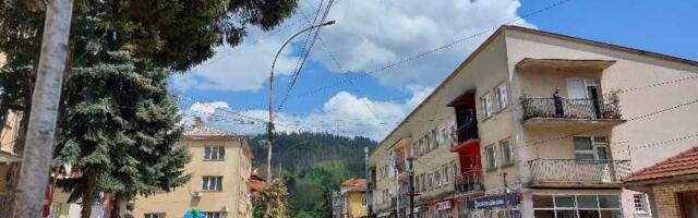 Bosilegradski slikari izlažu u novoj galeriji povodom Dana narodnih prosvetitelja