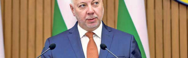 Остав­ка Вла­де Бу­гар­ске пре гласања о неповерењу