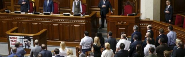 NOVI POLITIČKI SKANDAL U UKRAJINI: Poslanici Vrhovne Rade prodavali glasove za pare!