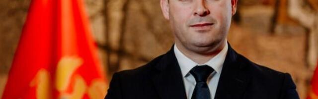 RAZREŠEN CRNOGORSKI MINISTAR SPORTA: Skupština jednoglasno smenila Dragoslava Šćekića jer je branio SRPSTVO!