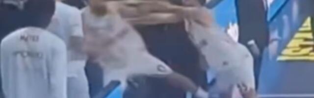 Haos u Monaku: Majk Džejms gurnuo Okoba, umalo međusobna tuča saigrača!