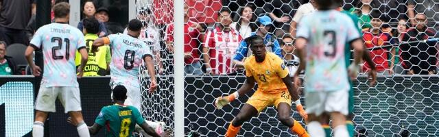 Penal koji je eliminisao Senegal: Tilemans ga iznudio, pa majstorski realizovao (VIDEO)