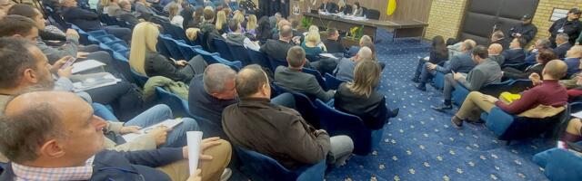 Skupština aminovala: Budžet za 2025. projektovan na 3,51 milijardu VIDEO