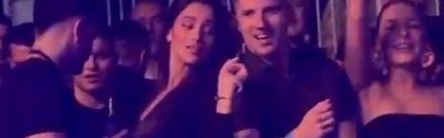 Arena Zagreb sinoć u transu: Ćerka Saše Matića se opustila na pevačevom koncertu, Jovana napravila šou na bini