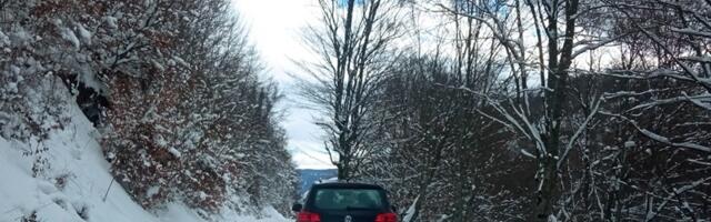 Upozorenje na moguću pojavu poledice na putevima tokom noći i jutra