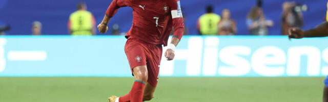 SELEKTOR PORTUGALA: Detinjasto je porediti Ronalda sa Mesijem i Halandom