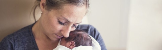 'Anesteziolog nije hteo da dođe ako ga ne častim': Iskustvo mame Marine sa porođaja