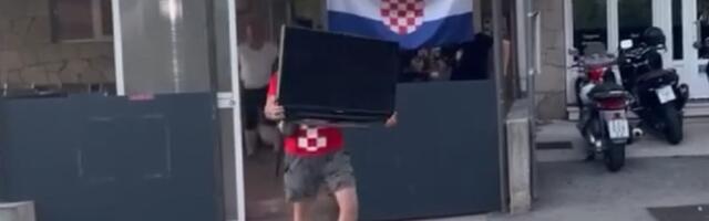 Hrvat besneo posle debakla od Španije, stradao televizor (VIDEO)