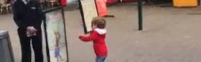 JAČI I OD HULKA! Šta li se nalazi u dečjoj glavi?