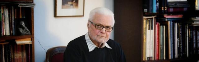 Akademik Simović: Pitam se šta će, kad bude pao, o Vučiću pisati tabloidi