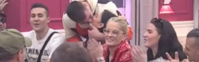 MINA VRBAŠKI SE UDAJE, A SVIMA JE PROMAKAO JEDAN DETALJ: Elitu čekaju ŠOK-VESTI!